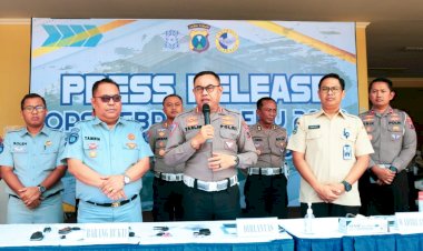 Selama-Operasi-Zebra-Semeru-2023,-Ditlantas-Polda-Jatim-Jaring-102-Mobil-Karena-STNK-Mati-5-Tahun