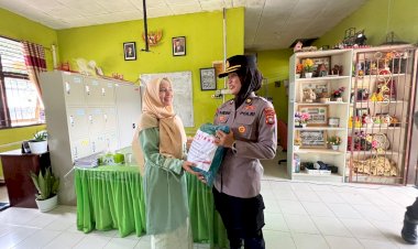 Polri-Gelar-Bakti-Kesehatan-Bagi-Masyarakat-Rempang