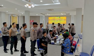 Ratusan-Personel-Polres-Tulungagung-Mendapatkan-Vaksin-untuk-Jaga-Kesehatan