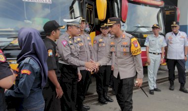 Polres-Jember-Gelar-KRYD-di-Terminal-dan-Stasiun-Imbangi-Ops-Puri-Agung-2024-Pengamanan-WWF-di-Bali