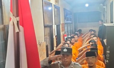 Momentum-Hari-Kemerdekaan-RI-ke-79-Tahanan-Polresta-Banyuwangi-Peringati-Detik--Detik-Proklamasi-dengan-Khidmat