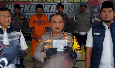 Satreskrim-Polresta-Sidoarjo-Amankan-Pelaku-Pencurian-Mobil-Pick-Up
