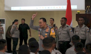 Wakapolda-Jatim-Beri-Pembekalan-Pengantar-Tugas-Siswa-Diktuk-Bintara-Polri-Gelombang-II/2024-di-SPN
