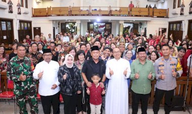 Polres-Ponorogo-dan-Forkopimda-Gelar-Patroli-Pastikan-Ibadah-Natal-Berjalan-Aman-dan-Khidmat