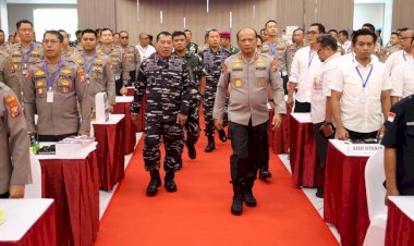 Polda-Jatim-Gelar-Rakor-Lintas-Sektoral-Jelang-Libur-Nataru