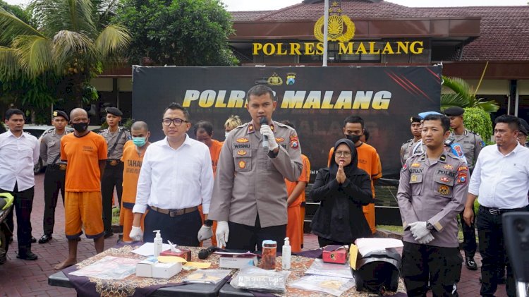 Dua Pekan, Polres Malang Berhasil Ungkap 18 Kasus Pencurian dan Amankan 10 Tersangka