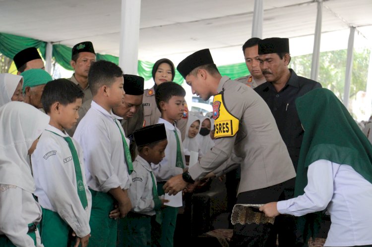 Hadiri Pondok Ramadhan SMK Islam Bustanul Ulum Kapolres Jember Beri Motivasi Santri