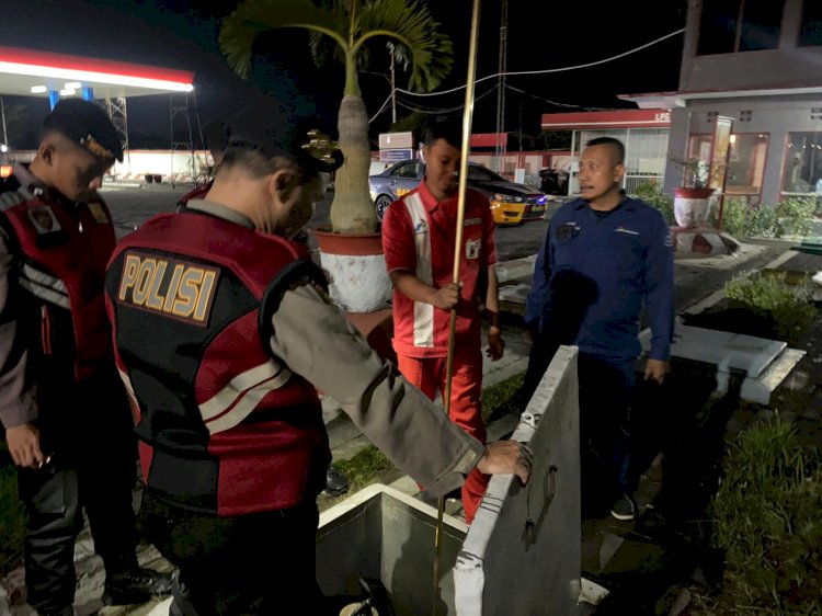 Patroli Polres Probolinggo Himbau SPBU Tidak Curangi Masyarakat