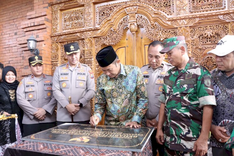 Kapolres Lamongan Resmikan Pondok Rehabilitasi Mental Putri Yayasan Berkas Bersinar Abadi