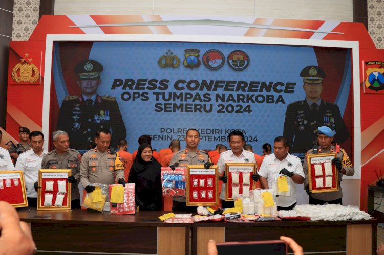 Polres Kediri Kota Berhasil Amankan Belasan Tersangka Penyalahgunaan Narkoba, Satu Diantaranya Wanita