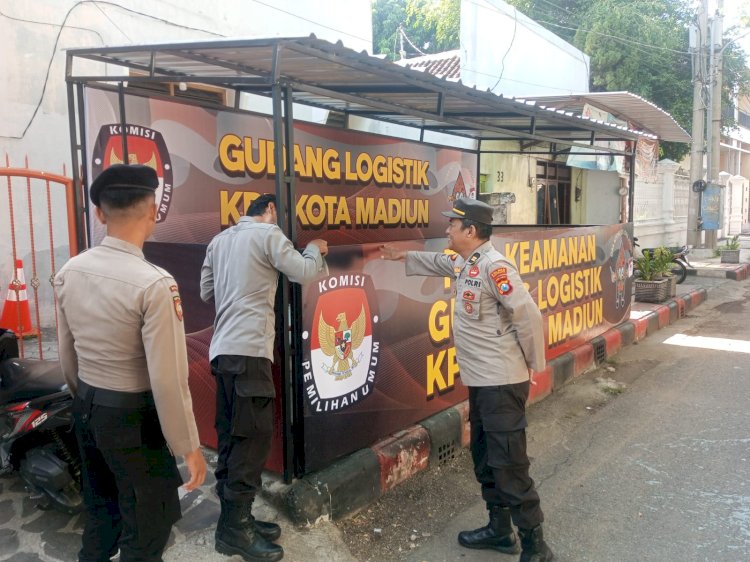 Polisi Siagakan Personel 24 Jam Pengamanan Gudang Logistik KPU Kota Madiun