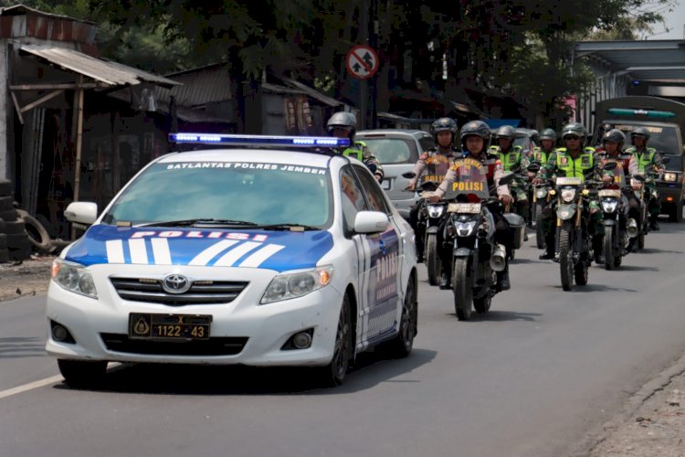 Polres Jember Gelar KRYD Dengan Patroli Gabungan Ciptakan Tahapan Pilkada 2024 Kondusif