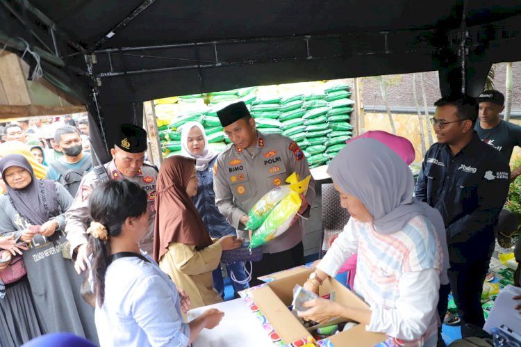 Ramadhan Berkah Polres Kediri Gelar Bazar Murah Masyarakat Sumringah