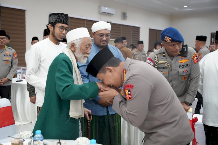 Pererat Silaturahmi, Kapolri Buka Puasa Bersama Tokoh Ulama dan Elemen Masyarakat Banten