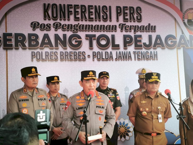 Kapolri Turun ke Posko Terpadu, Pastikan Kesiapan Personel Operasi Ketupat 2025