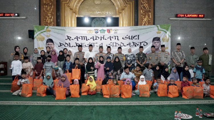 Polresta Sidoarjo Gelar Safari Ramadhan dan Bagikan Takjil di Perempatan Gedangan